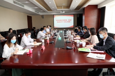嘉兴市委常委、统战部部长李小平一行莅临8868体育官网首页入口调研指导